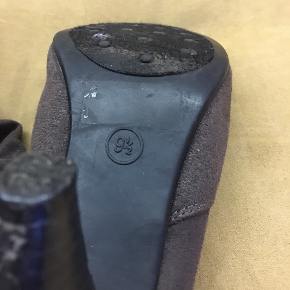 Boots - Picture 2 of 3